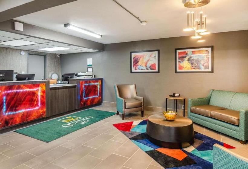 فندق Quality Inn