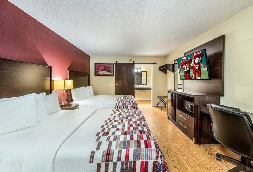 בית מלון כפרי Red Roof Inn & Suites Wapakoneta