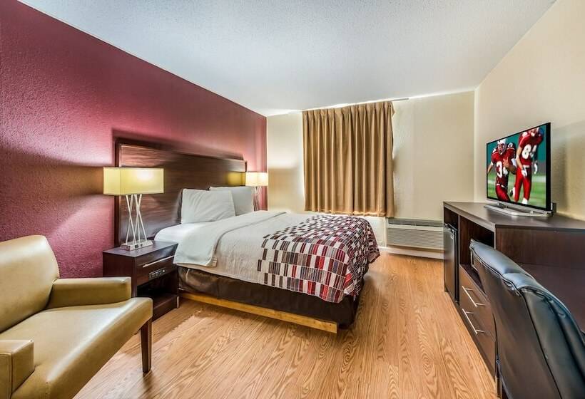 בית מלון כפרי Red Roof Inn & Suites Wapakoneta