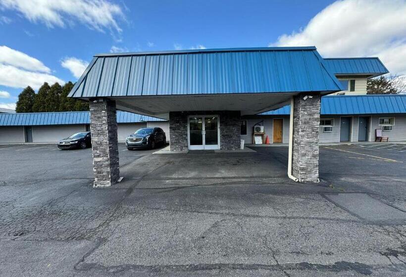호텔 Rodeway Inn Moosic  Scranton