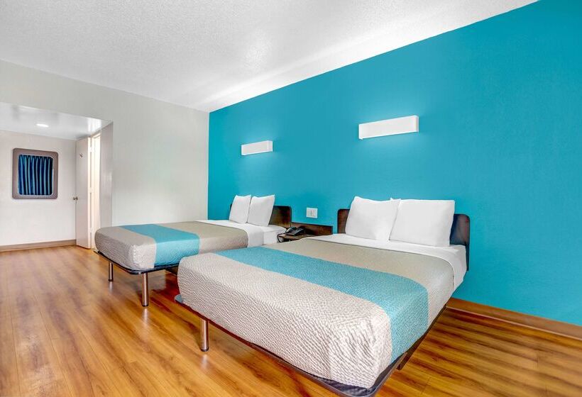 Motel 6 Jacksonville, Nc