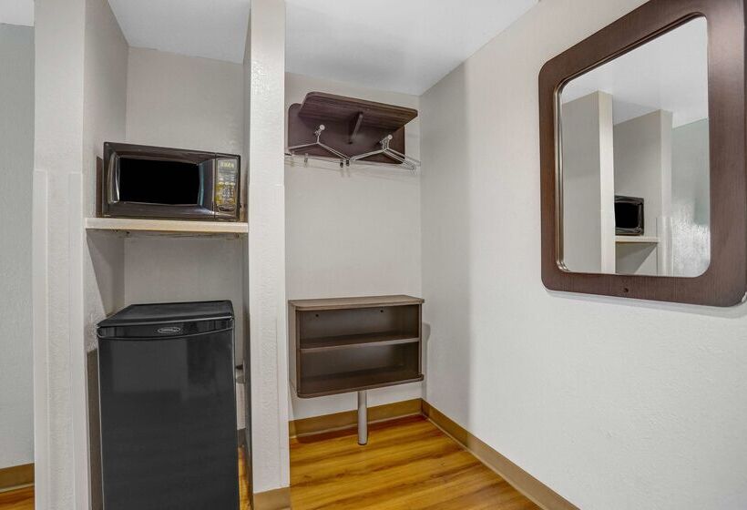 Motel 6 Jacksonville, Nc