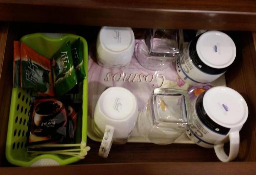 پانسیون Lei Zhiben Hot Spring