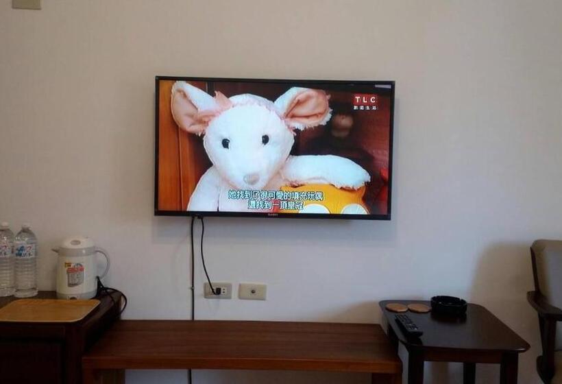 پانسیون Lei Zhiben Hot Spring