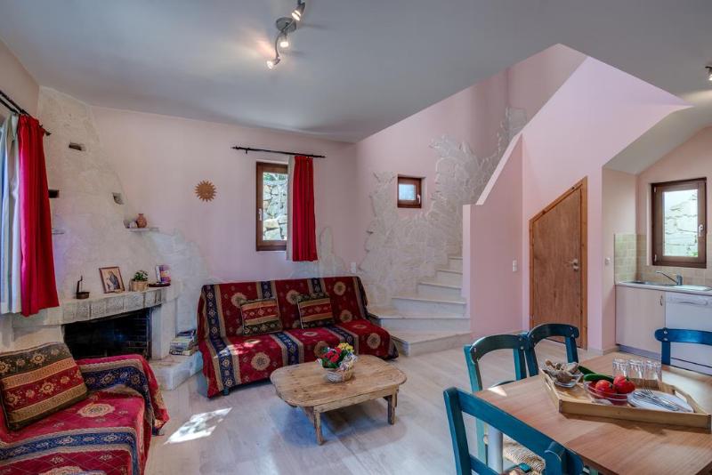 בית מלון כפרי Athena Villa