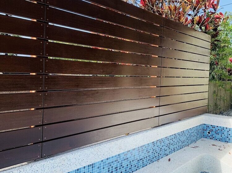 پانسیون Deja Vu B&b