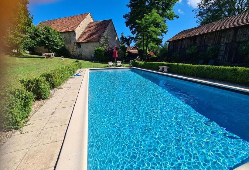 پانسیون Ferme De Tayac   Charme Avec Pool