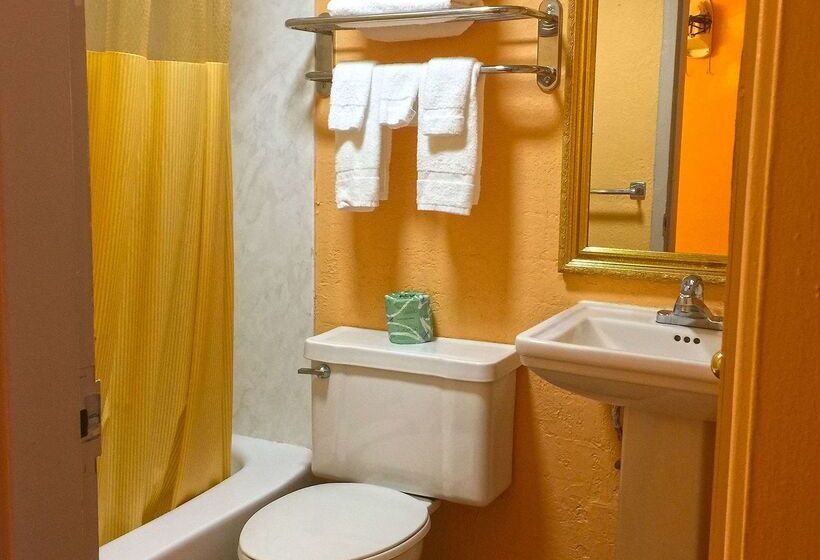 בית מלון כפרי Americas Best Value Inn Pottstown