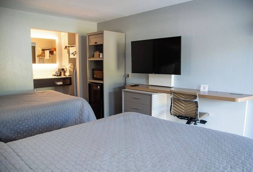 ホテル Columbus Inn And Suites