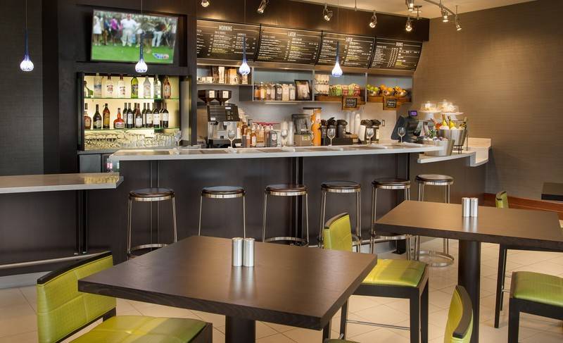 هتل Courtyard by Marriott Fort Lauderdale Beach