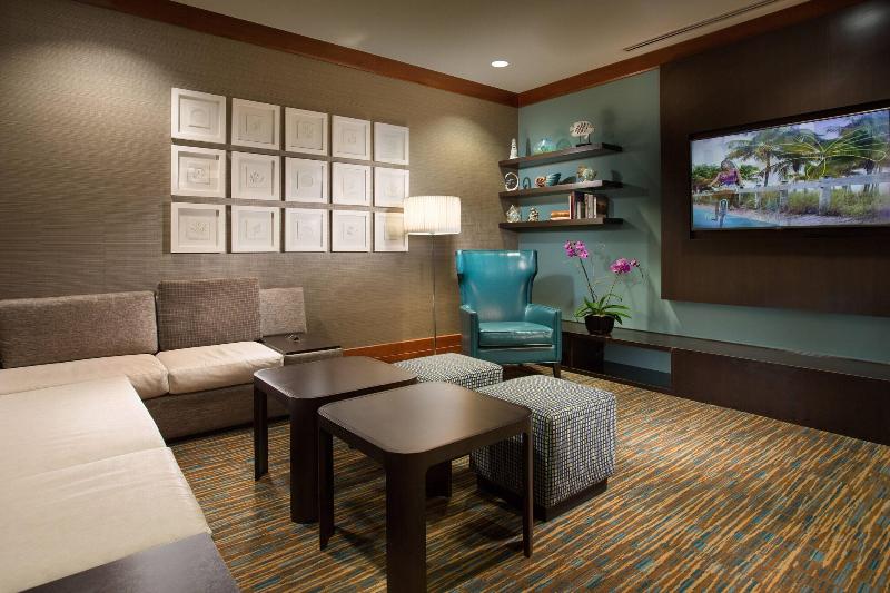 هتل Courtyard by Marriott Fort Lauderdale Beach