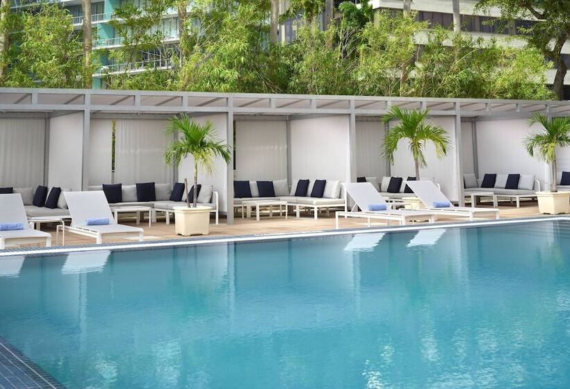בית מלון כפרי Courtyard Miami Coconut Grove