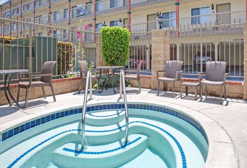 호텔 Days Inn By Wyndham Los Angeles Lax/ Redondo&manhattanbeach
