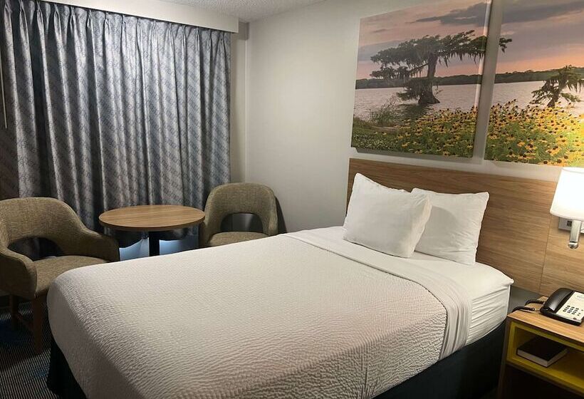 هتل Days Inn By Wyndham Valdosta I 75
