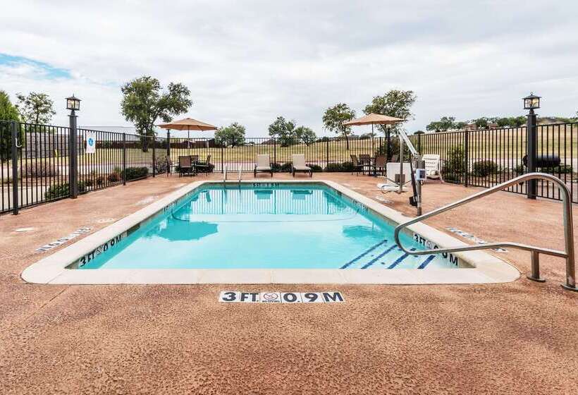 ホテル Days Inn & Suites By Wyndham Mineral Wells