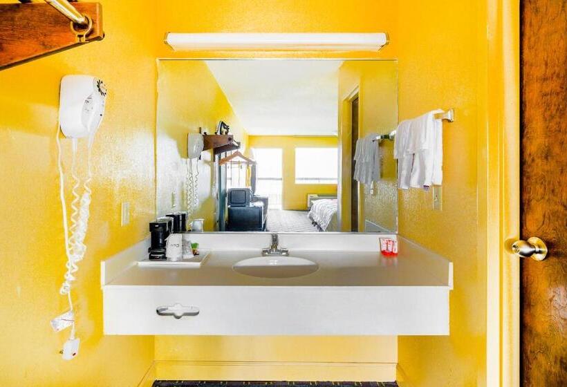 בית מלון כפרי Days Inn Williamston