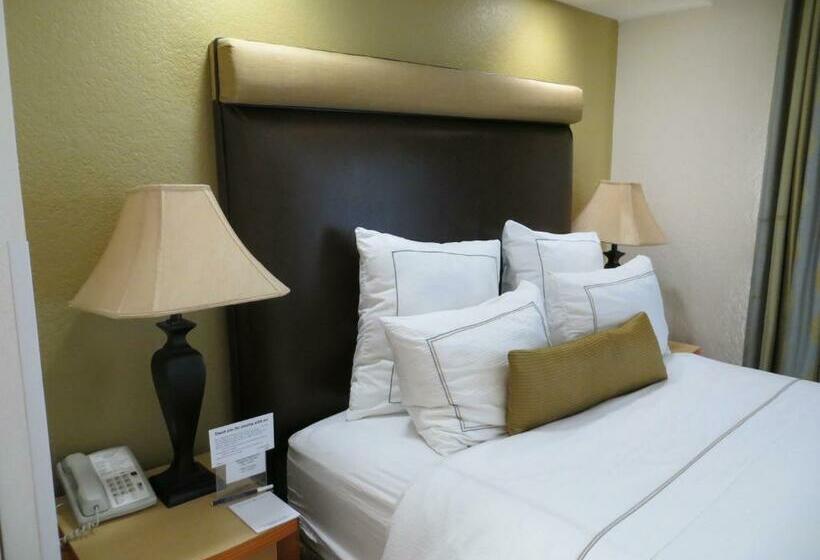 בית מלון כפרי Desert Breezes Resort