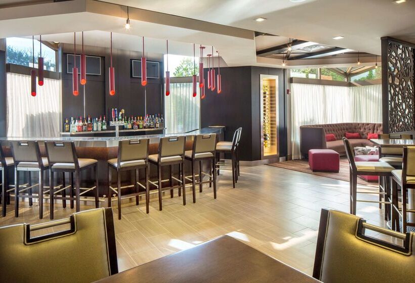 Doubletree By Hilton Hotel Largo/washington Dc