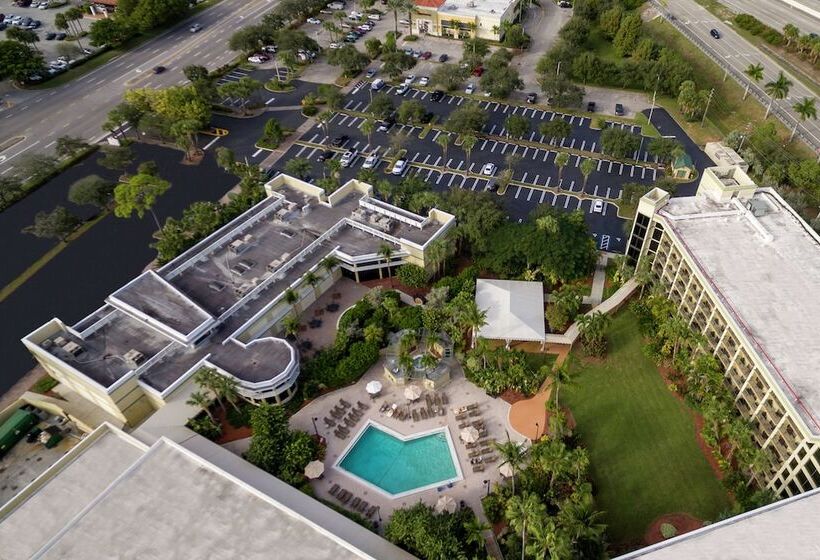 فندق Doubletree By Hilton Palm Beach Gardens