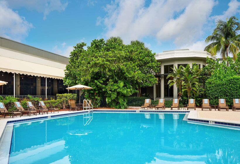 فندق Doubletree By Hilton Palm Beach Gardens
