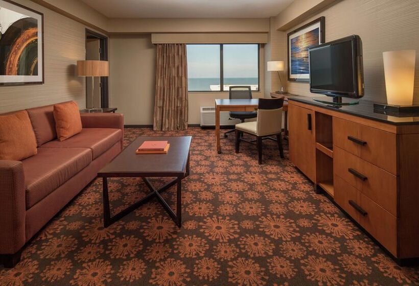 هتل Doubletree By Hilton  San Francisco Airport