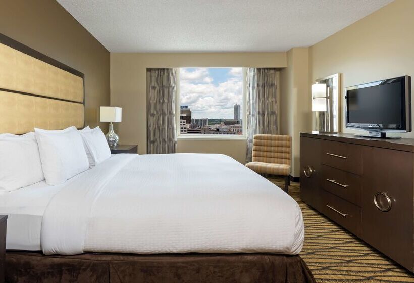 هتل Doubletree Suites By Hilton Austin Downtown Capitol