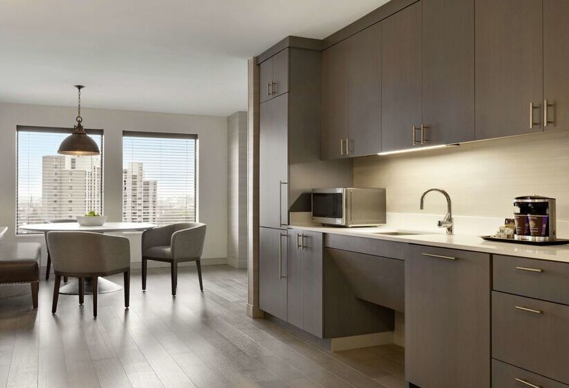 Doubletree Suites By Hilton Hotel Boston   Cambridge