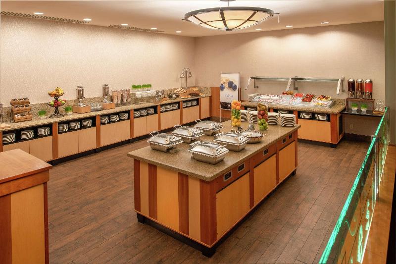 בית מלון כפרי Doubletree Suites By Hilton Seattle Airport  Southcenter