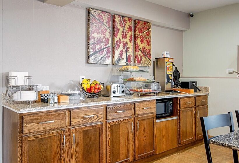 فندق Red Roof Inn Cameron