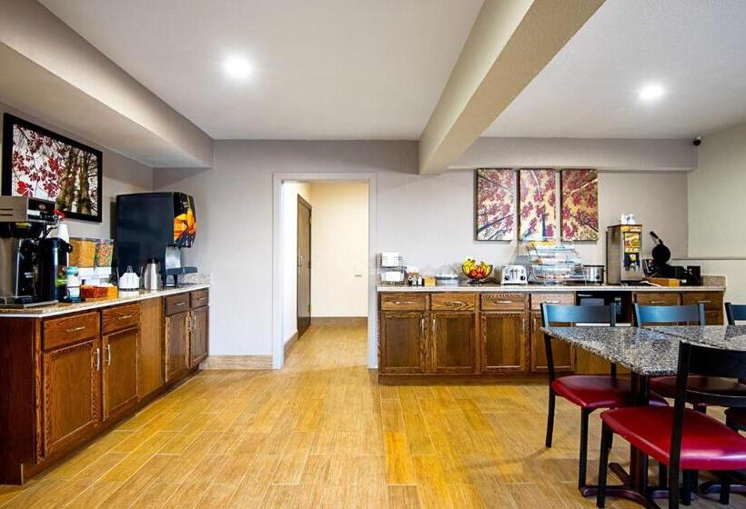 فندق Red Roof Inn Cameron