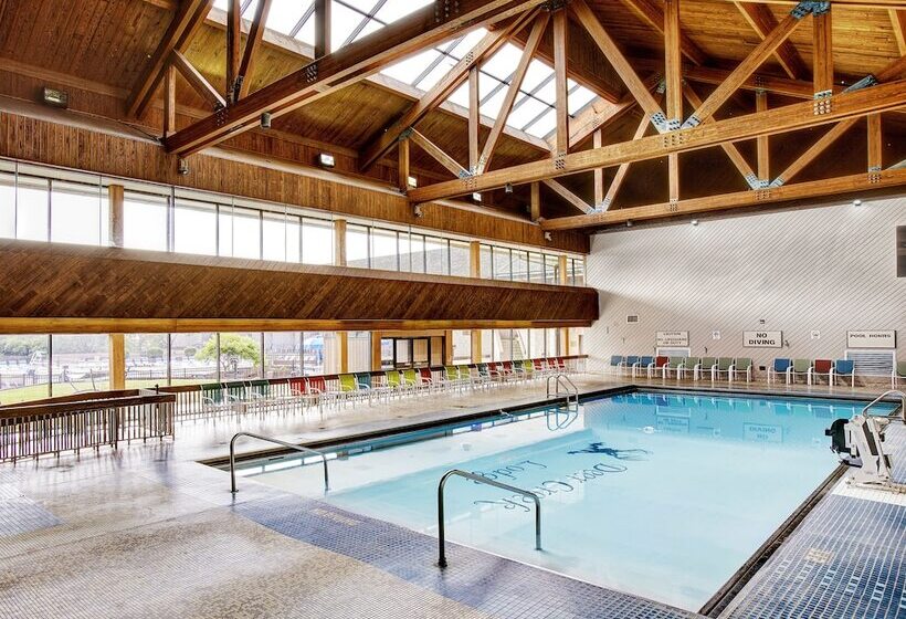 리조트 Deer Creek Lodge & Conference Center