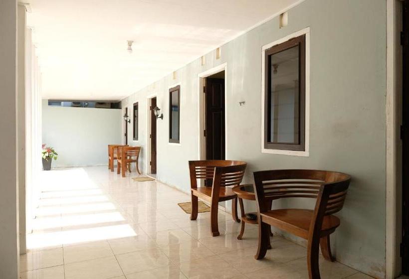 فندق Oyo 1151 Ww House