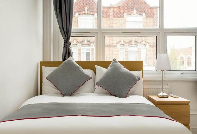 فندق Broadway Inn