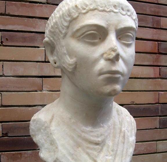 پانسیون Emperador Augusto