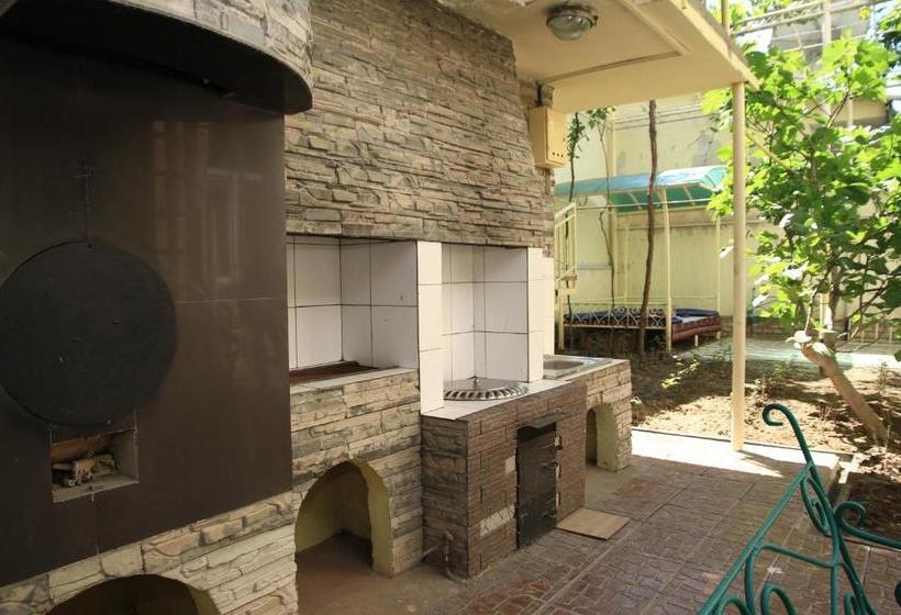 Yellow Hostel Dushanbe