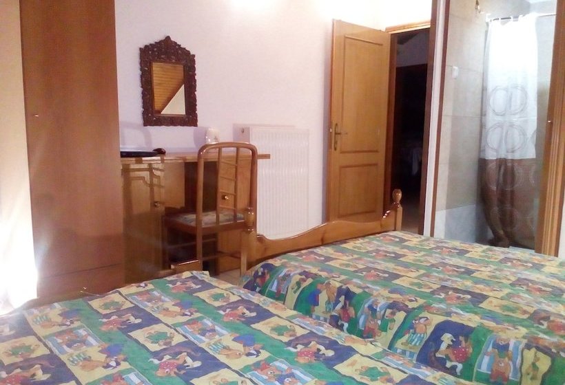 بنسيون Kostis Hause