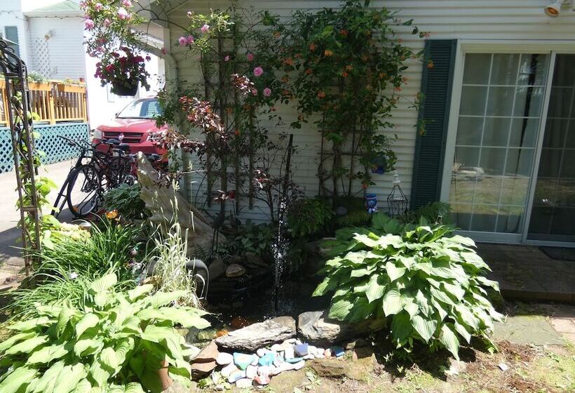 تختخواب و صبحانه La Casa En Shediac