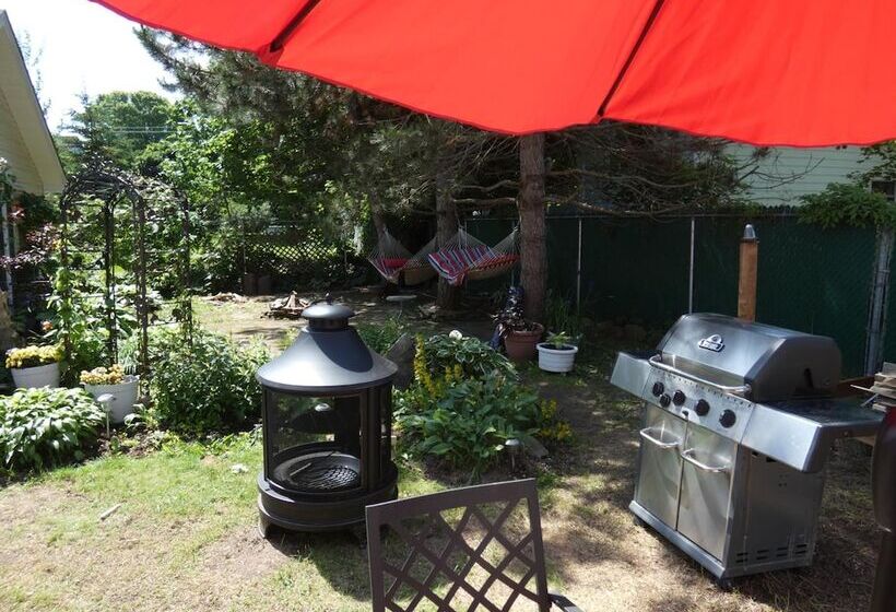 تختخواب و صبحانه La Casa En Shediac
