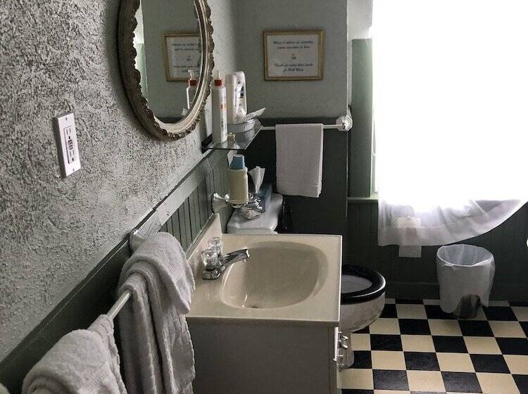 تختخواب و صبحانه La Casa En Shediac