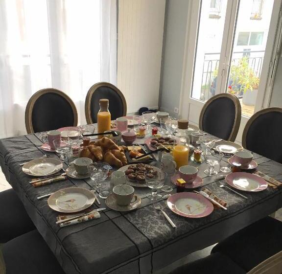 تختخواب و صبحانه La Demeure D'alexandra