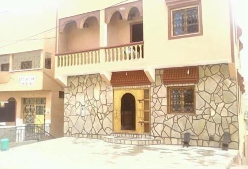 پانسیون La Belle Etoile