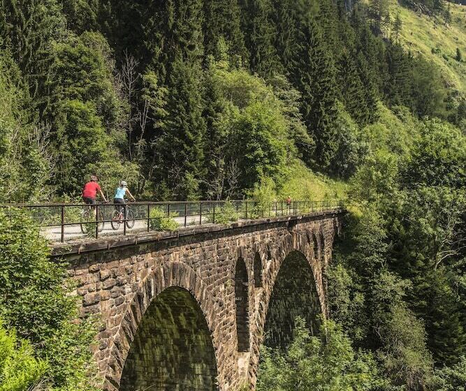 Ferienwohnungen Appartementhaus Hohe Tauern