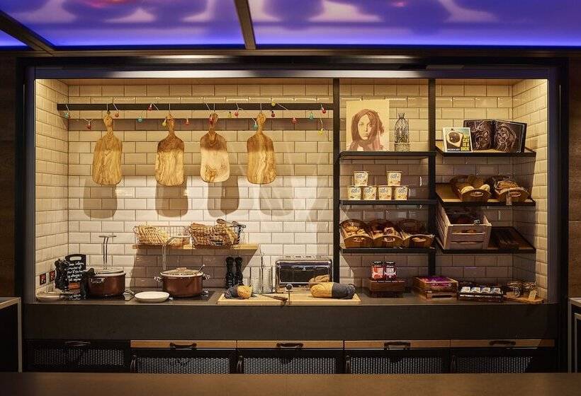 فندق Moxy Paris Charles De Gaulle Airport