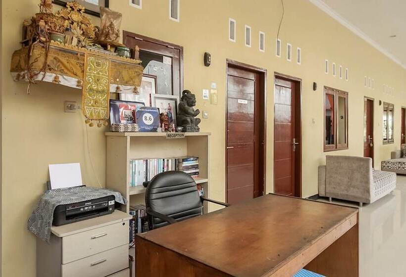 پانسیون Reddoorz @ Jalan Hos Cokroaminoto Mataram