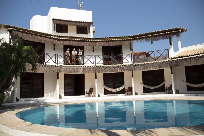 هاستل Pousada Porto Azul