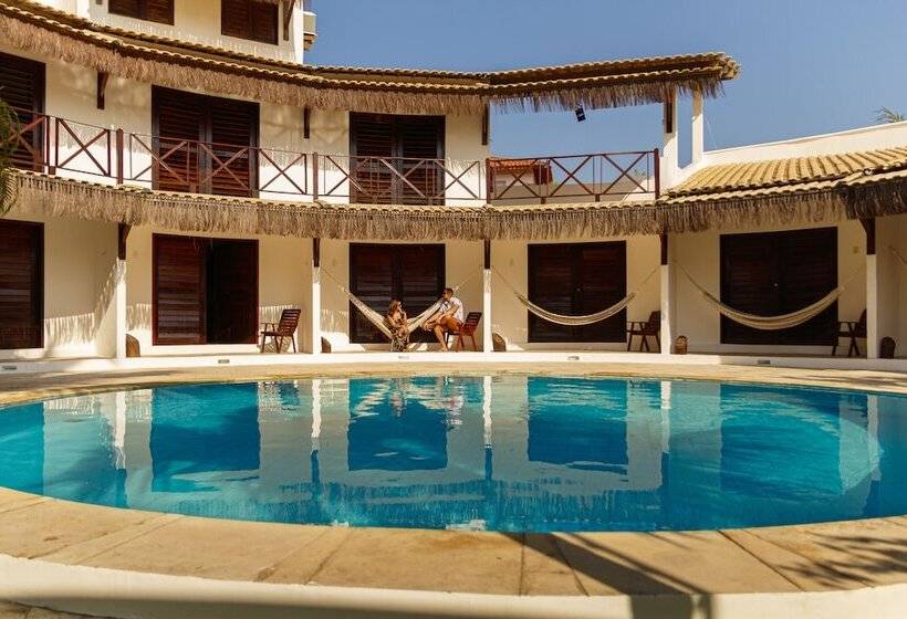 هاستل Pousada Porto Azul