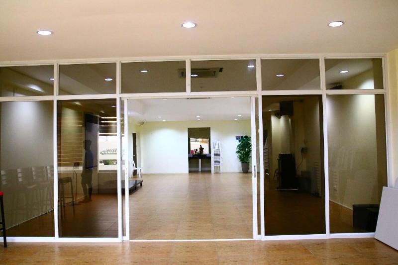 فندق Brownwood Resort &