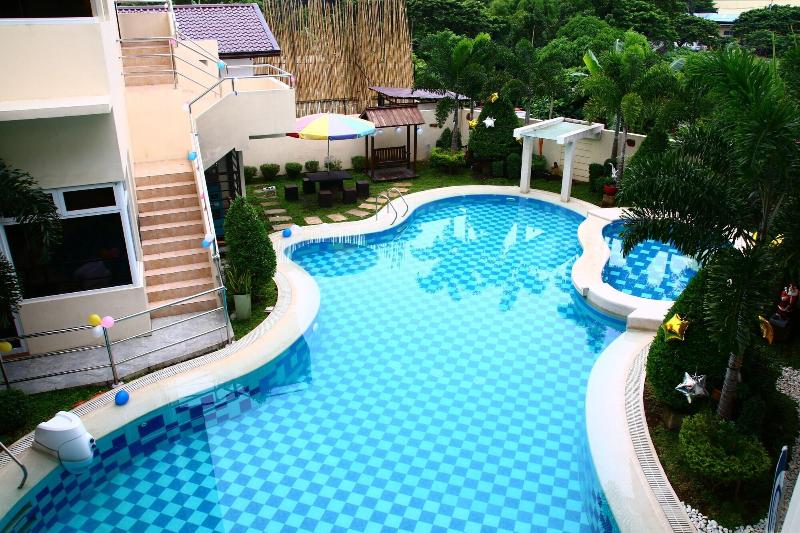 فندق Brownwood Resort &