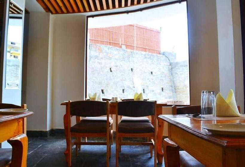 Hotel Om Tara