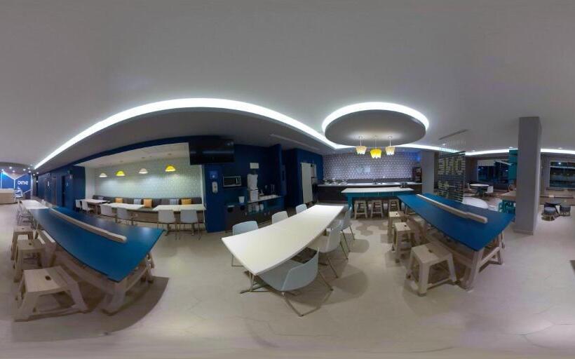 호텔 One Tapachula